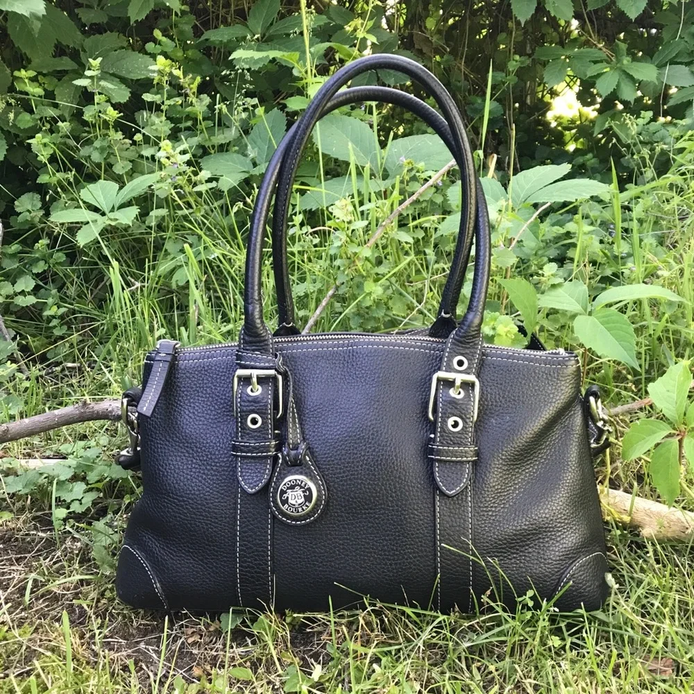 Dooney & Bourke Black Purse - Picture 1 of 4